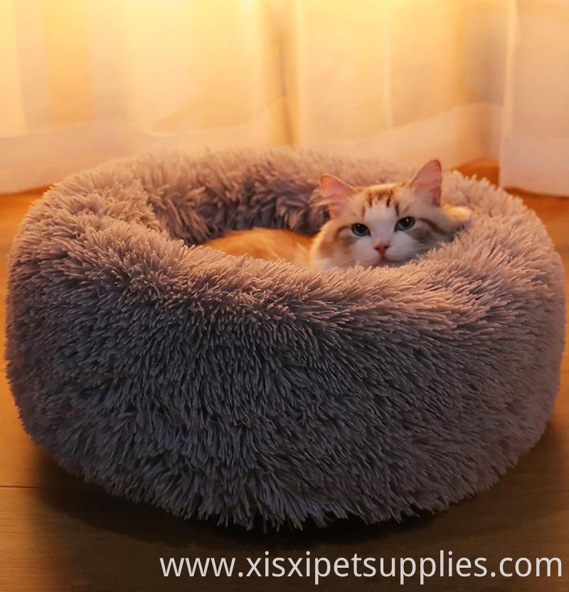 Manufacturer direct sale cat nest and dog nest round soft sleep cat bed dog pad pet supplies in China